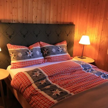 Cozy Chalet At 1600m Altitude Near Lenzerheide *